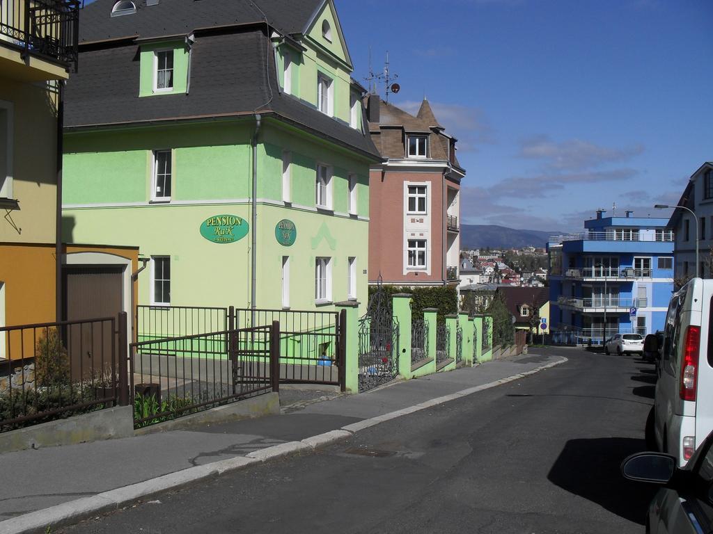 Pension Rak Karlovy Vary Dış mekan fotoğraf
